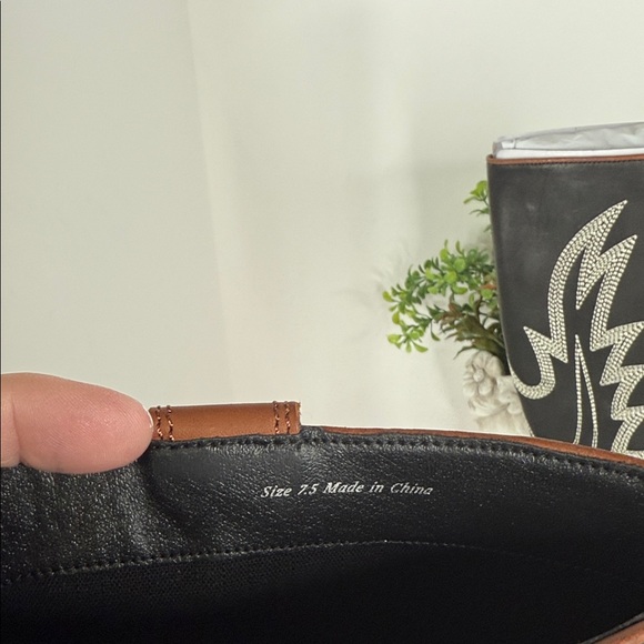 Dolce Vita Blanch Cowboy Boot Size 7.5 Brown/Black NWOB - Picture 10 of 11